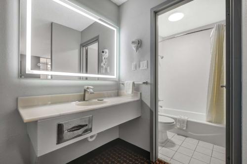 Motel 6 Chickasha Ok - photo 16