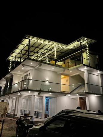 Baekar Stays — 5-Star Luxury Hotel in Manali, India