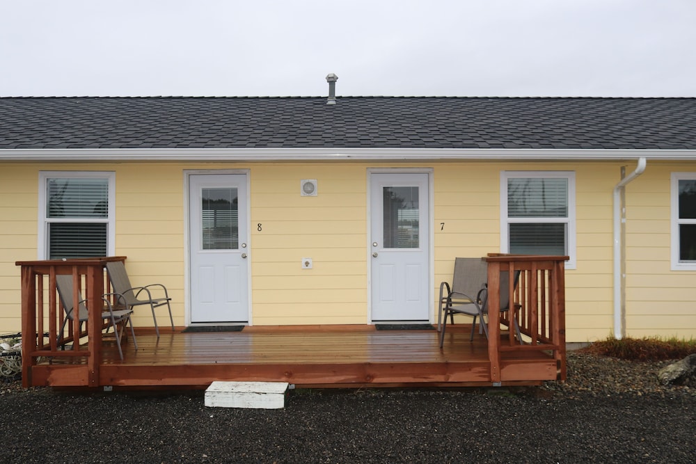 The Lowtide Motel - photo 55