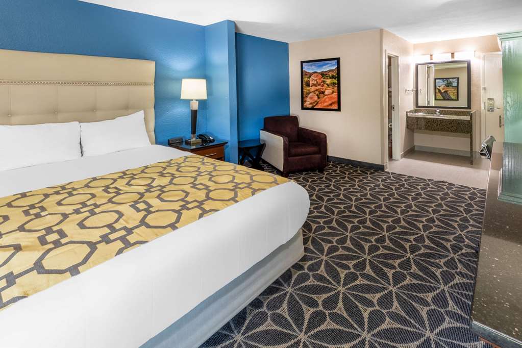 Baymont by Wyndham McAllen Pharr - photo 45