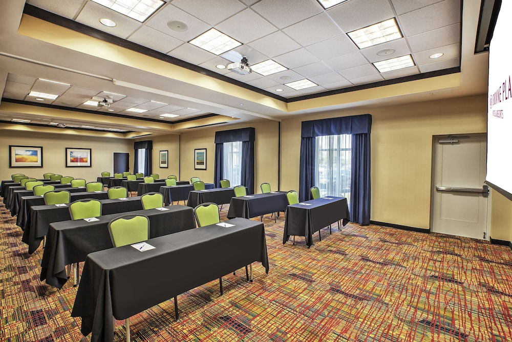 Holiday Inn Express Hotel & Suites Dayton South I 675 by IHG - photo 32