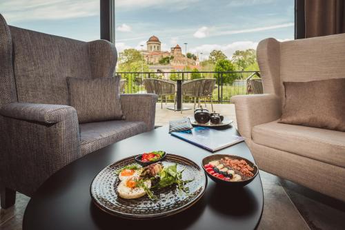 Mediterraneo Luxury Room Esztergom — 5-Star Luxury Hotel in Esztergom, Hungary