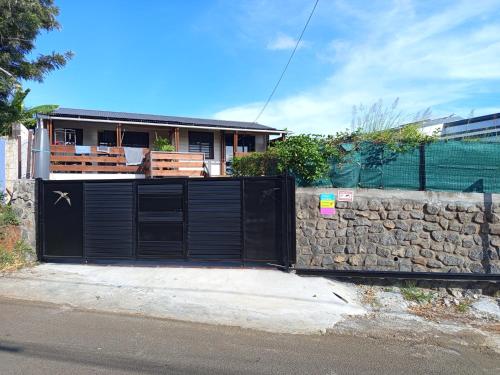 Studio BAMBOO chez Fanny et Alain — 4-Star Luxury Hotel in Saint-Pierre, Réunion