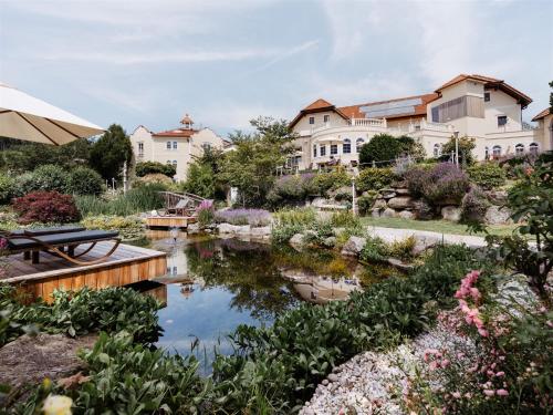 Bergergut Geniesserhotel — 4-Star Luxury Hotel in Afiesl, Austria