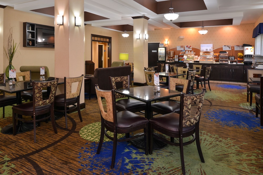 Holiday Inn Express Columbia by IHG - photo 40