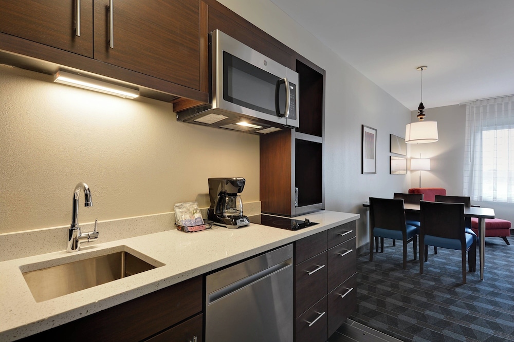 TownePlace Suites by Marriott Detroit Allen Park - photo 10