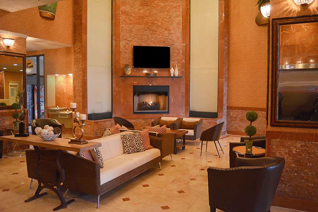Clarion Hotel Philadelphia International Airport - photo 8