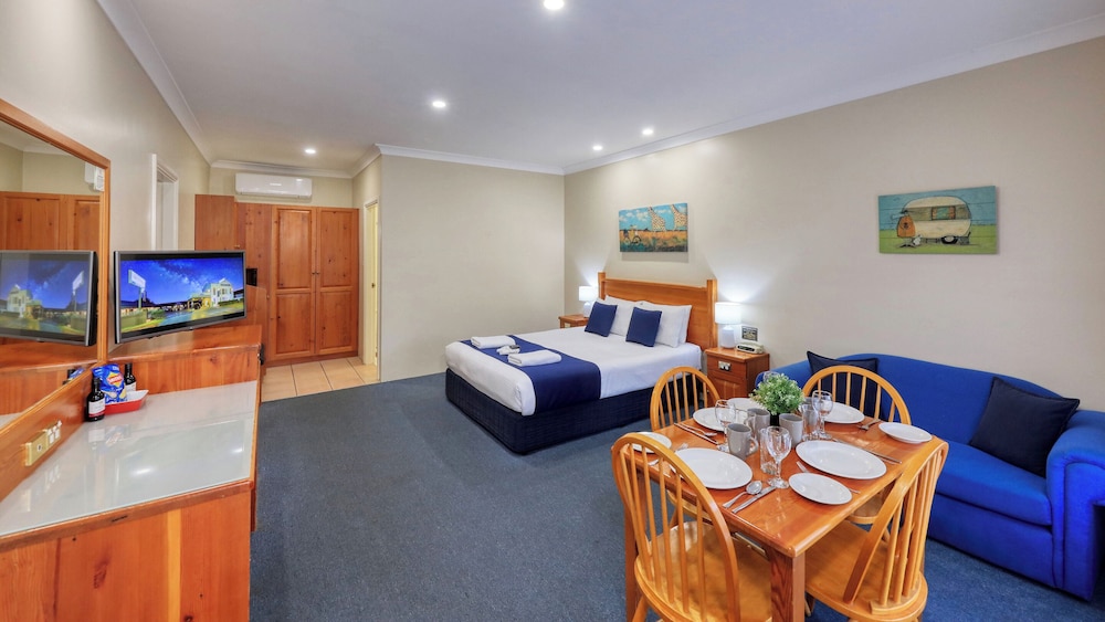 Breakout Motor Inn — Cowra