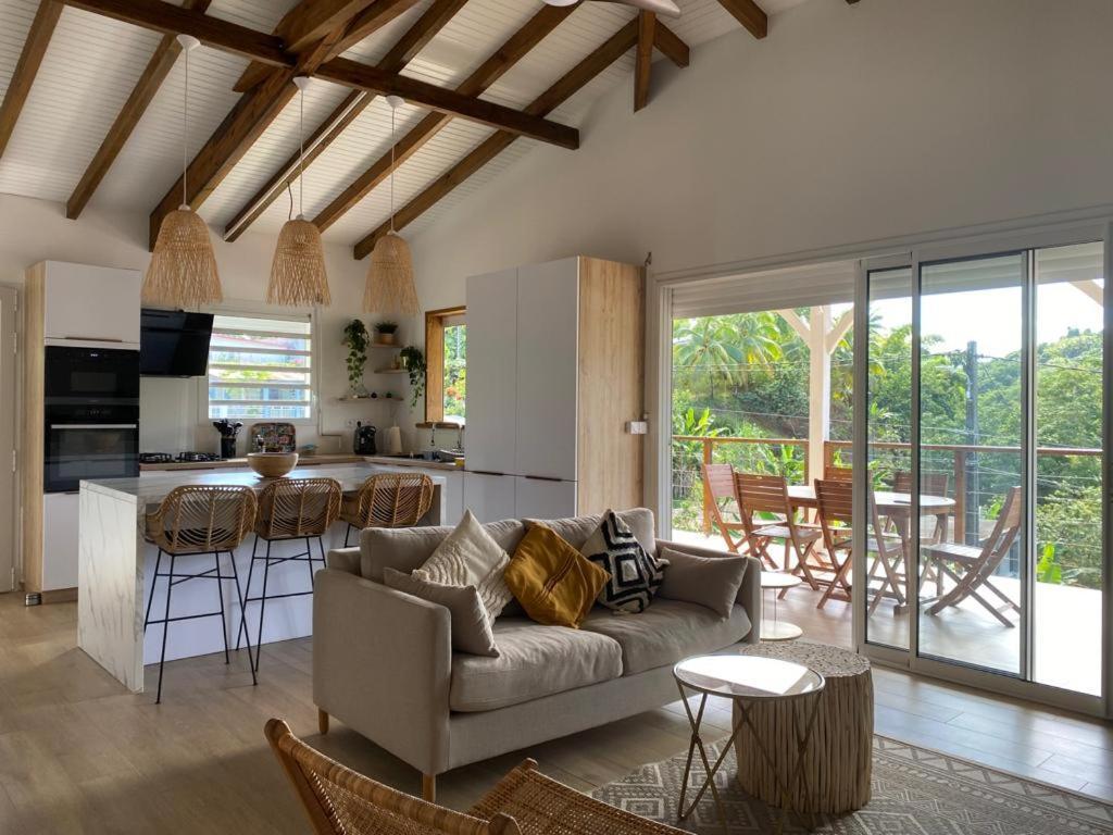 Villa Cannelle charmante et tout confort — 4-Star Luxury Hotel in La Trinite, Martinique