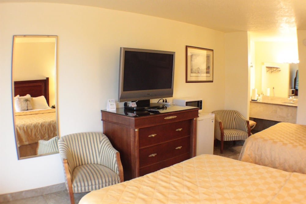 At Home Inn - photo 7