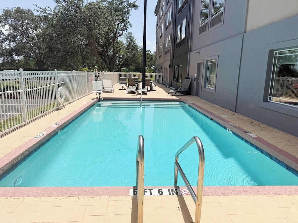Holiday Inn Express Venice by IHG - photo 22
