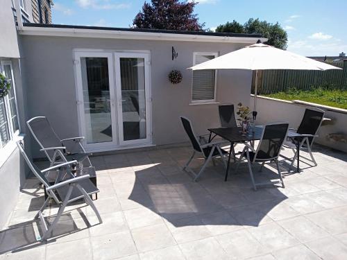 Sandy cottage nr Eden & beaches — 4-Star Luxury Hotel in St Austell, United Kingdom