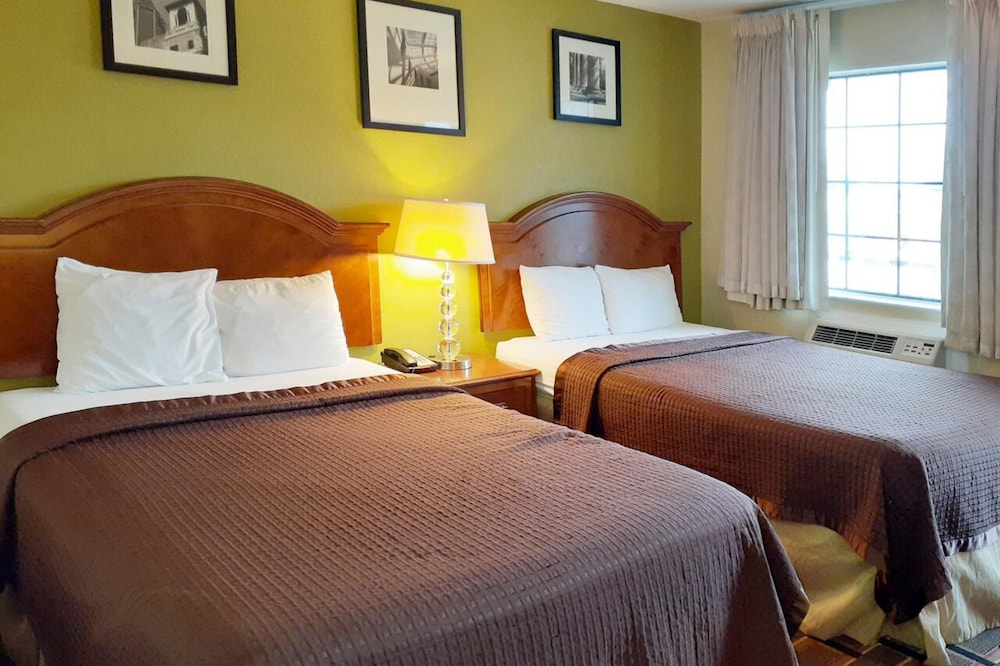 Travelodge by Wyndham Savannah Midtown - photo 19