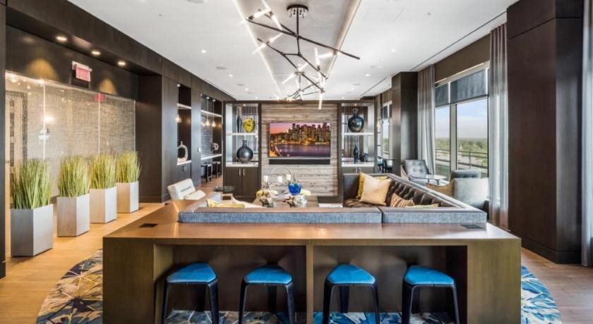Global Luxury Suites At - photo 26