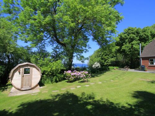 Strandhaus am Mühlendamm Meerblick Sauna und Ofen — hotel in Steinbergkirche