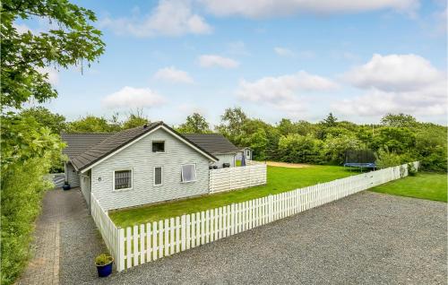 7 Bedroom Gorgeous Home In Vinderup — 4-Star Luxury Hotel in Vinderup, Denmark