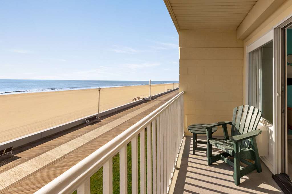 Howard Johnson by Wyndham Ocean City Oceanfront - photo 25