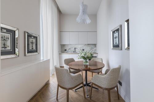 Apartments Florence Palazzo Signoria luxury Apartments 2 David — 4-Star Luxury Hotel in Florence, Italy