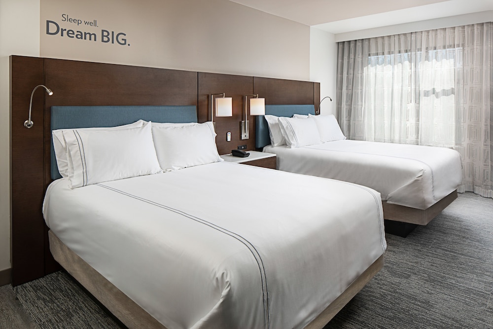 Even Hotels Shenandoah The Woodlands - photo 2