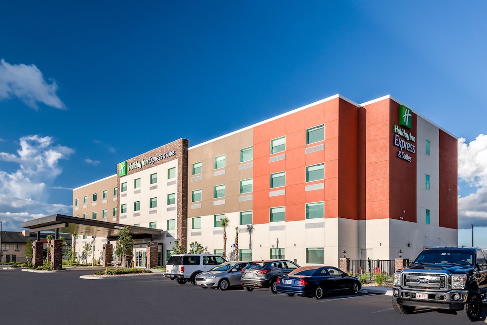 Holiday Inn Express & Suites Punta Gorda by IHG - photo 27
