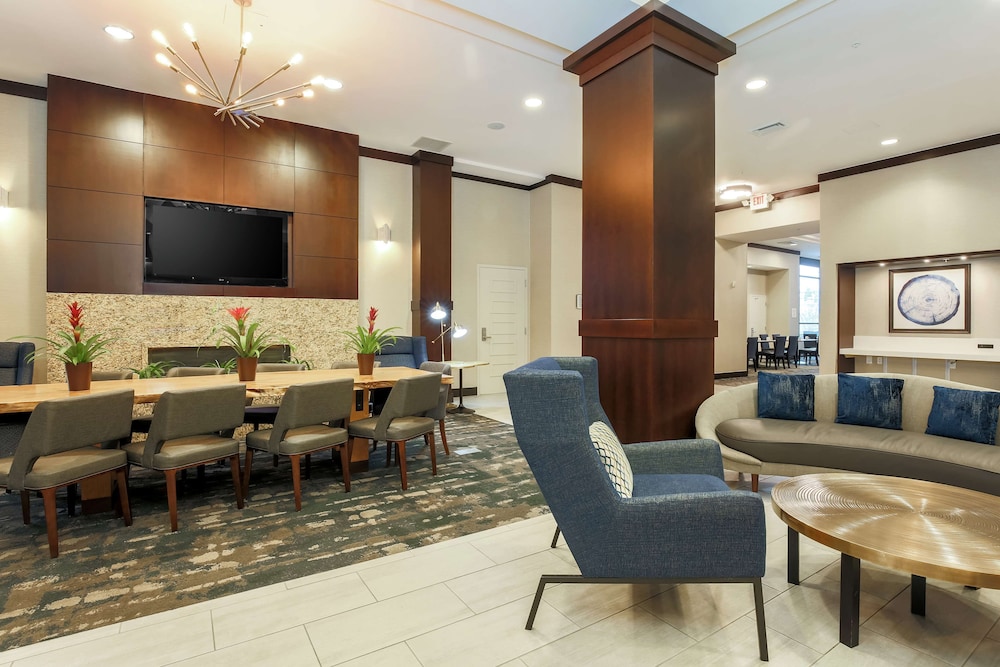 Hilton Garden Inn Arlington Shirlington - photo 3
