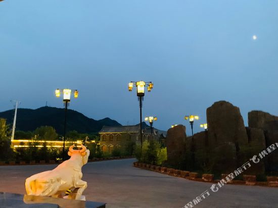 Longhua Yifuyuan Hotel — hotel in Longhua