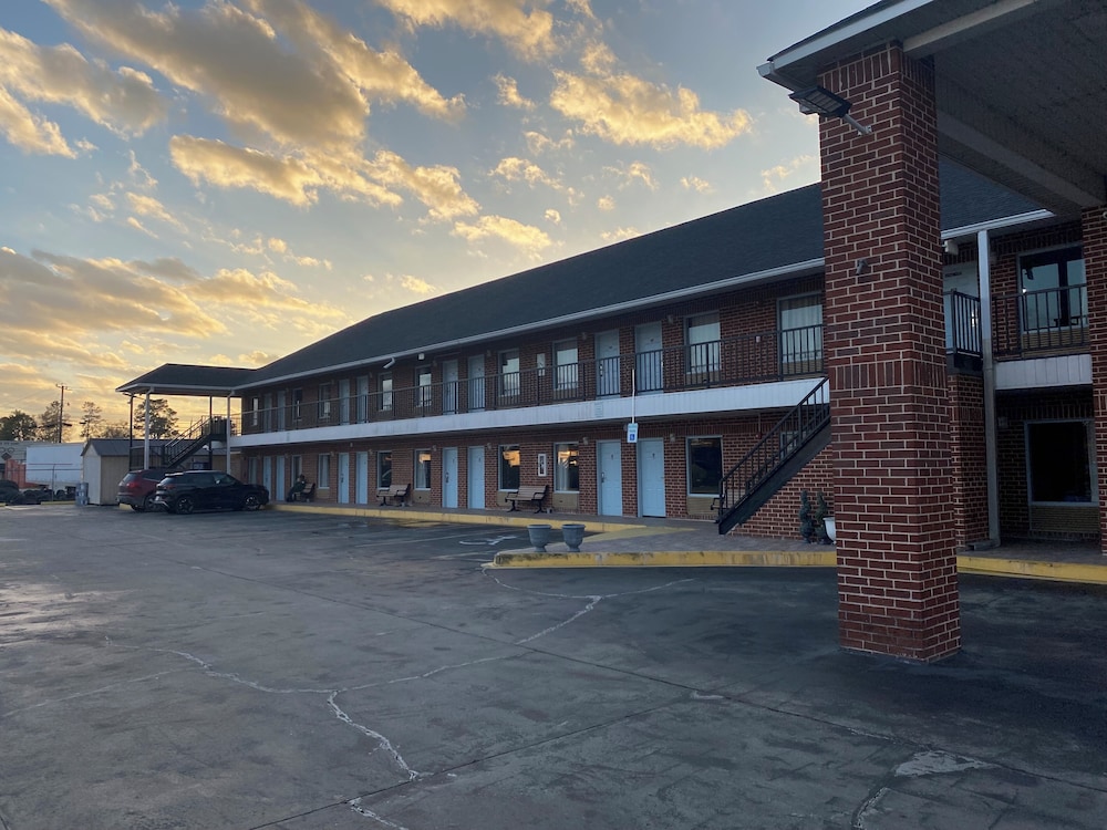Security inn & suites - photo 23