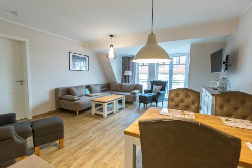 Sunnevelt Apartment 12 — 4-Star Luxury Hotel in Ostseebad Kuehlungsborn, Germany