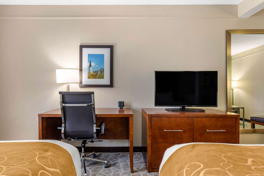 Comfort Suites Southport Oak Island - photo 11