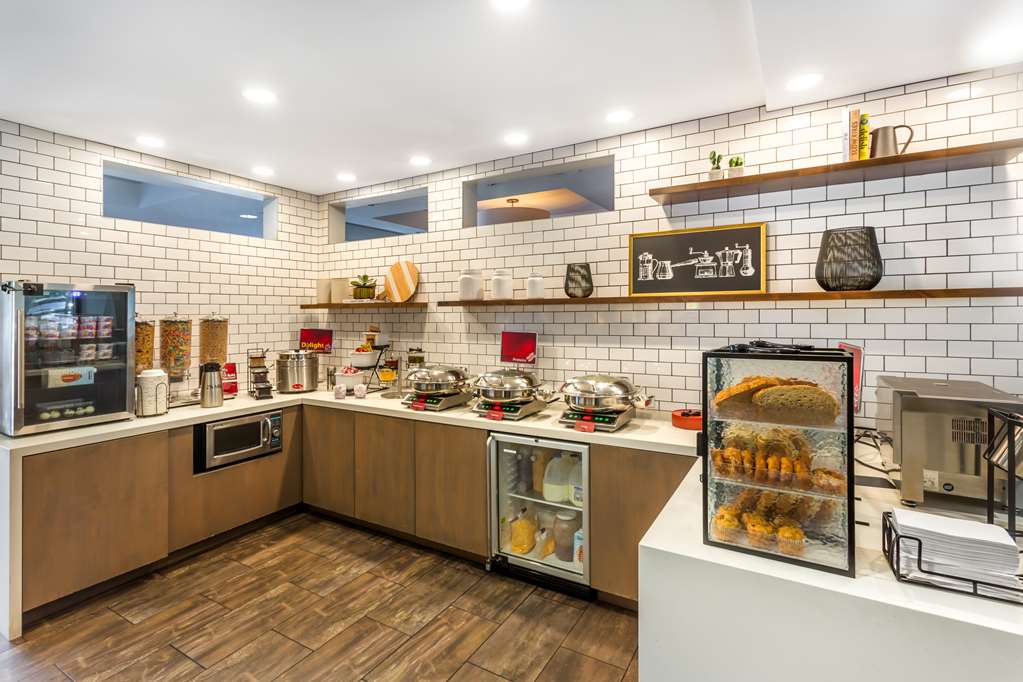 Best Western Plus CottonTree Inn - photo 34