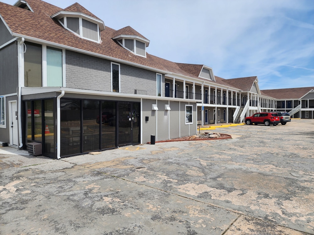 Carthage Inn — hotel in Carthage