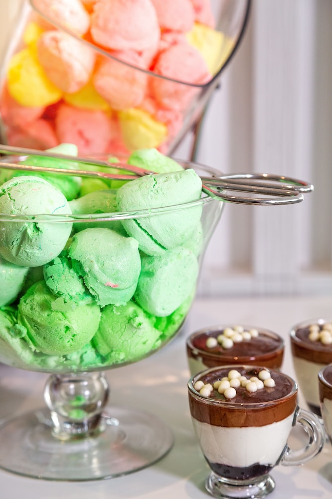 מזון ומשקאות