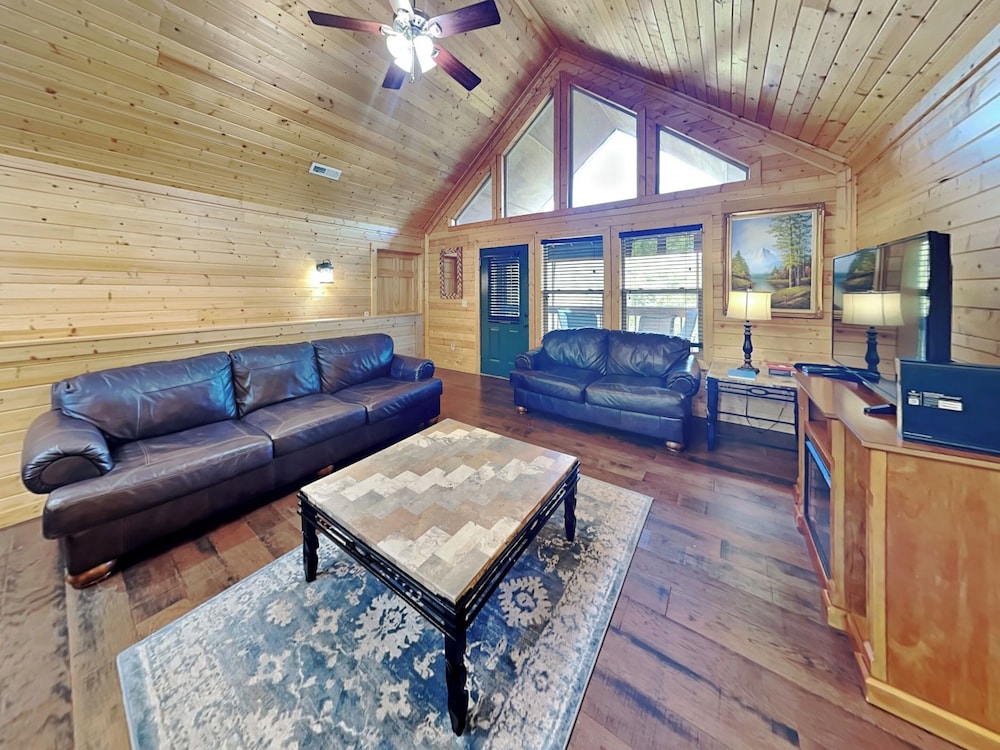 Emily's Hideaway - photo 2