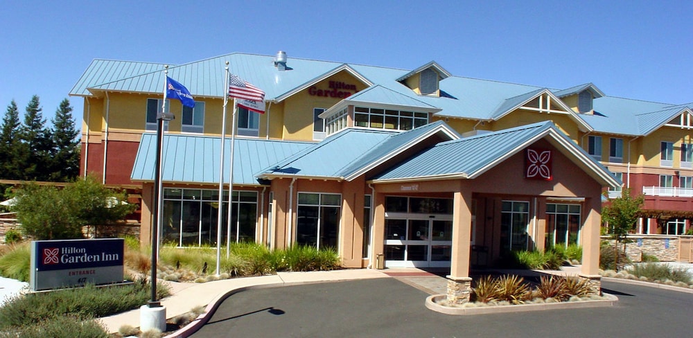 Hilton Garden Inn Sonoma County Airport - photo 44