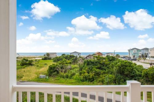 R&R by the Sea in Oak Island, United States