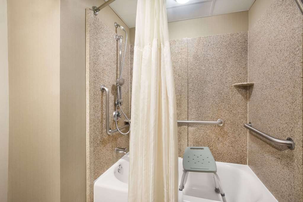 Wyndham Garden Lake Guntersville - photo 12
