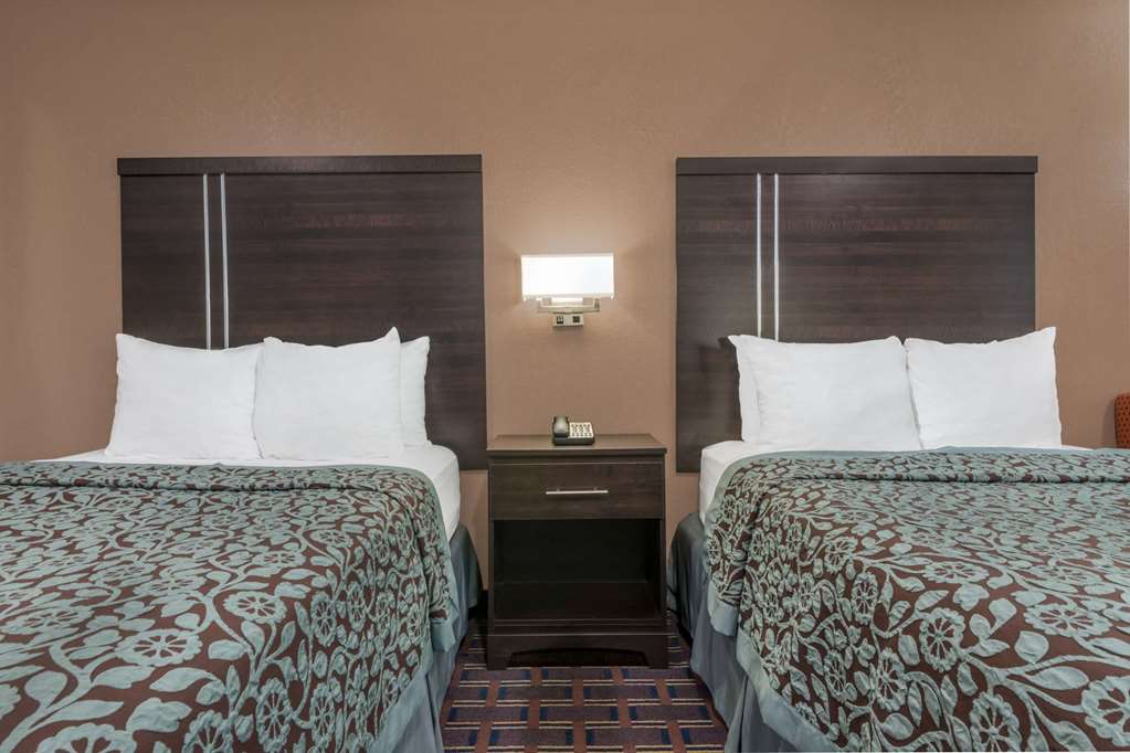 Days Inn by Wyndham Maumee Toledo - photo 9