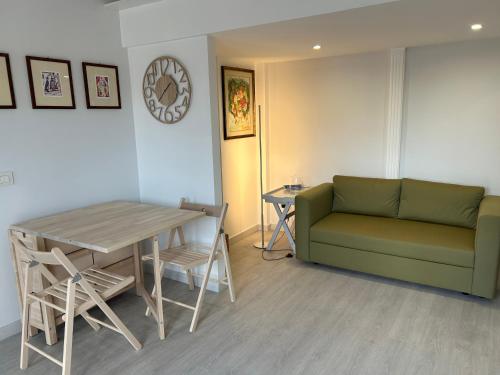 Primavalle Lodge METRO Battistini — 4-Star Luxury Hotel in Rome, Italy