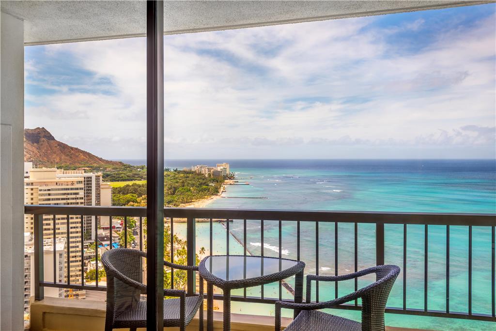 Hyatt Regency Waikiki Beach Resort & Spa - photo 91