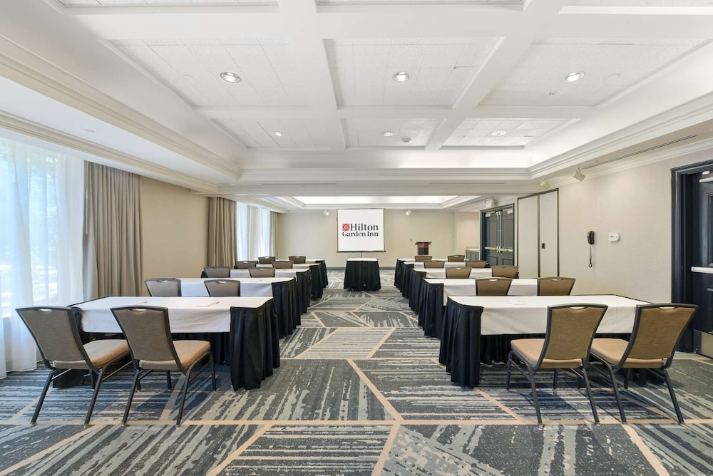 Hilton Garden Inn LAX El Segundo - photo 43