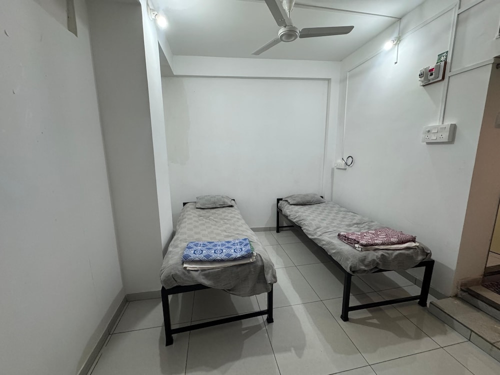 Mahayaatri Niwas - last minute hotel in Kolhapur