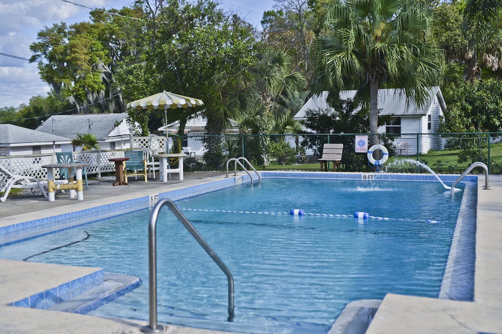 Lake Ida Beach Resort - photo 20