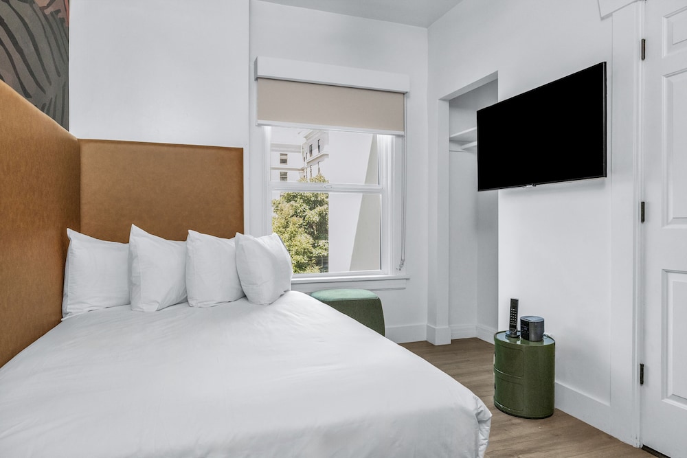 Nob Hill Hotel - photo 20