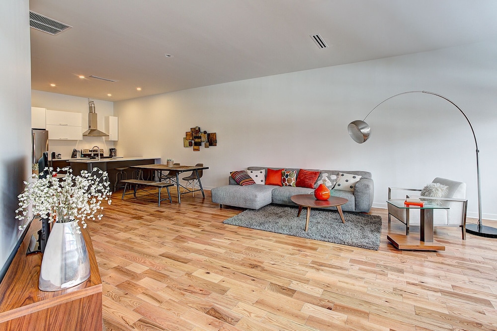 Modern Suites NDG — 4-Star Luxury Hotel in Montreal, Canada