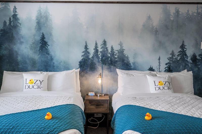 The Lazy Duck Inn - photo 39