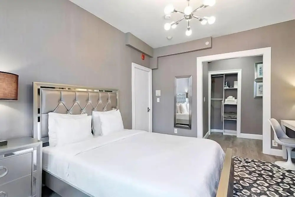 Bay Village Suites - photo 17