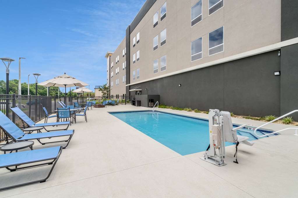La Quinta Inn & Suites by Wyndham Tifton - photo 9
