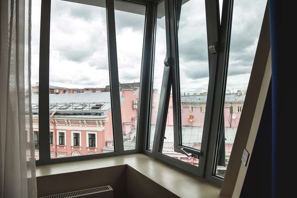 Cosmos Saint Petersburg Nevsky Prospect Hotel a member of Radisson Individuals — 4-Star Luxury Hotel in Saint Petersburg, Russia