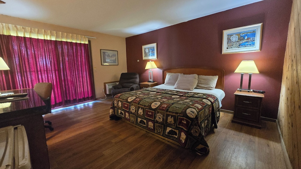 Timber Inn - photo 9