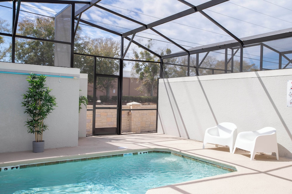 Family Friendly Four Bd w Pool at Storey Lake Resort 5035 - photo 26